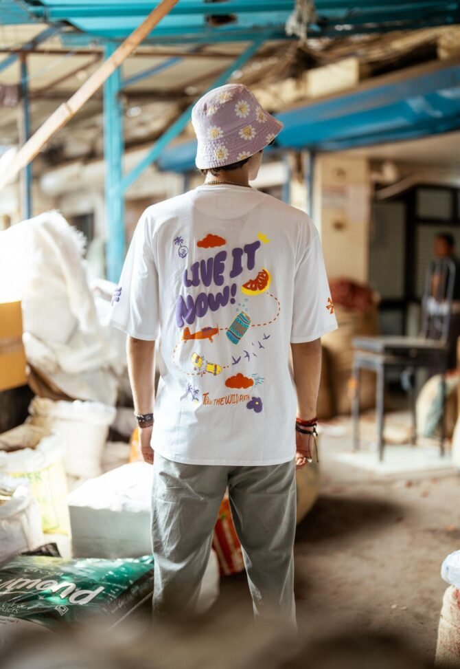 Zostel Live It Now Oversized T-shirt White