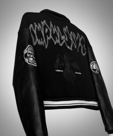 IMPULSIVE VARSITY JACKET (CROPPED)
